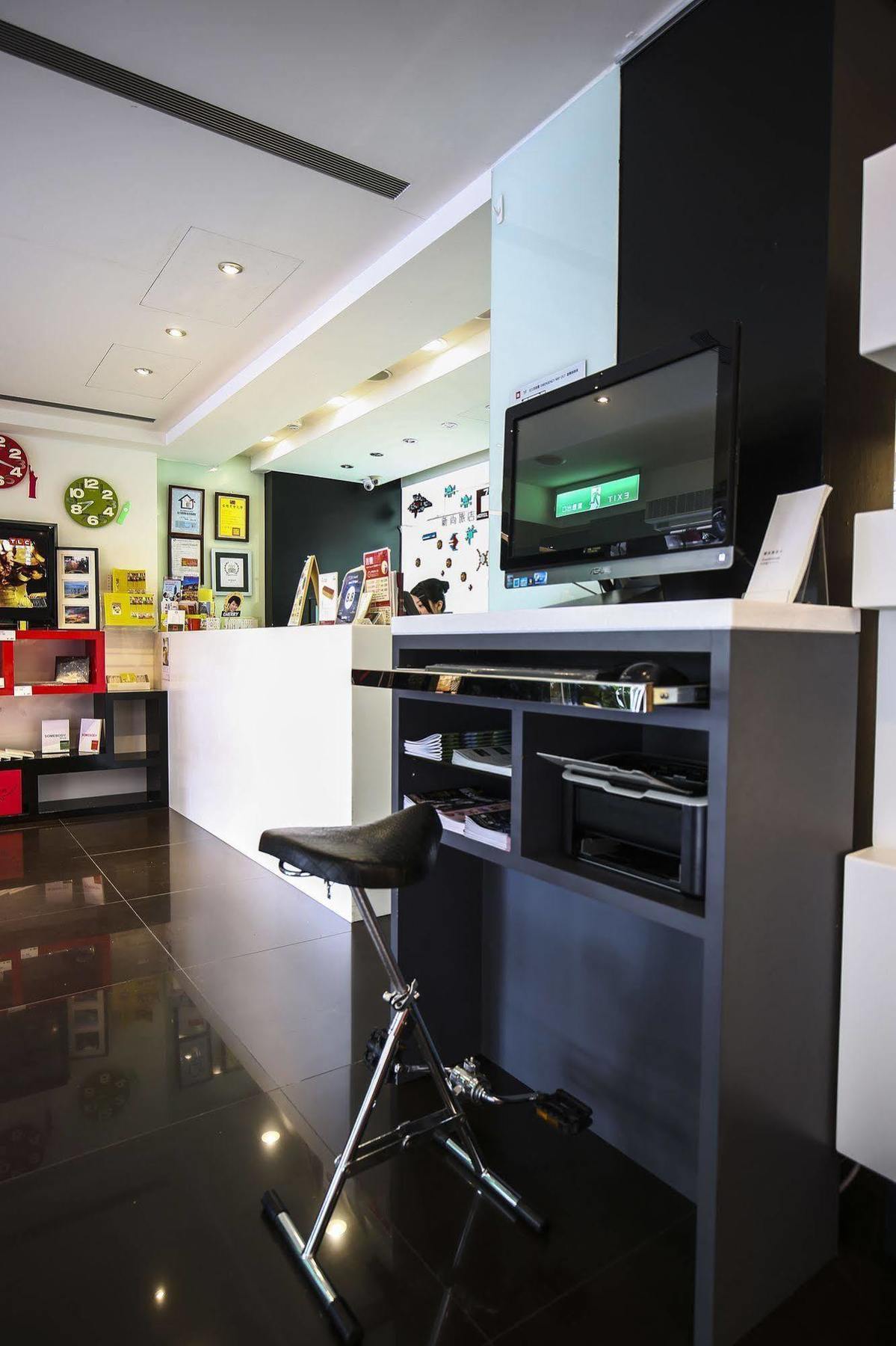 CHECK inn Express Taipei Yongkang Exterior foto